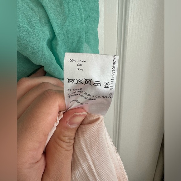 Flowy Maxi Dress - Picture 6 of 6